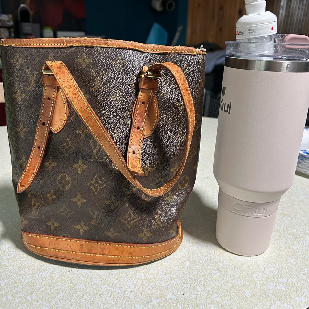Vintage * AUTHENTIC* Louis Vuitton Brown Monogram Bucket Bag - Picture 2 of 12